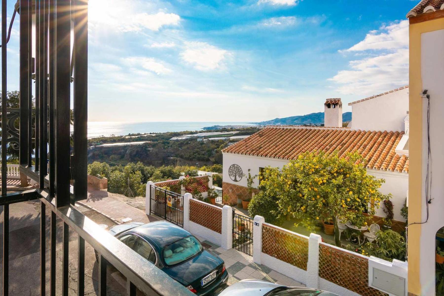 Apartamentos La Casa Del Barrio مارو المظهر الخارجي الصورة